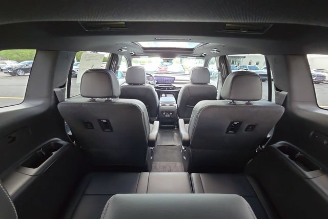 New 2026 Buick Enclave Avenir w/ Super Cruise Package AWD/4WD image 21