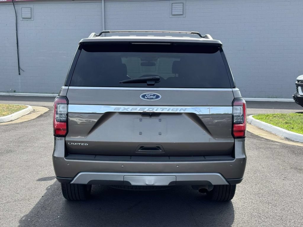 Used 2018 Ford Expedition Limited w/ Equipment Group 302A AWD/4WD image 24
