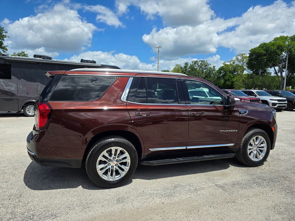 Used 2023 GMC Yukon SLT w/ Max Trailering Package AWD/4WD image 7