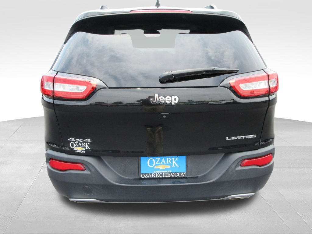 Used 2016 Jeep Cherokee Limited AWD/4WD image 4