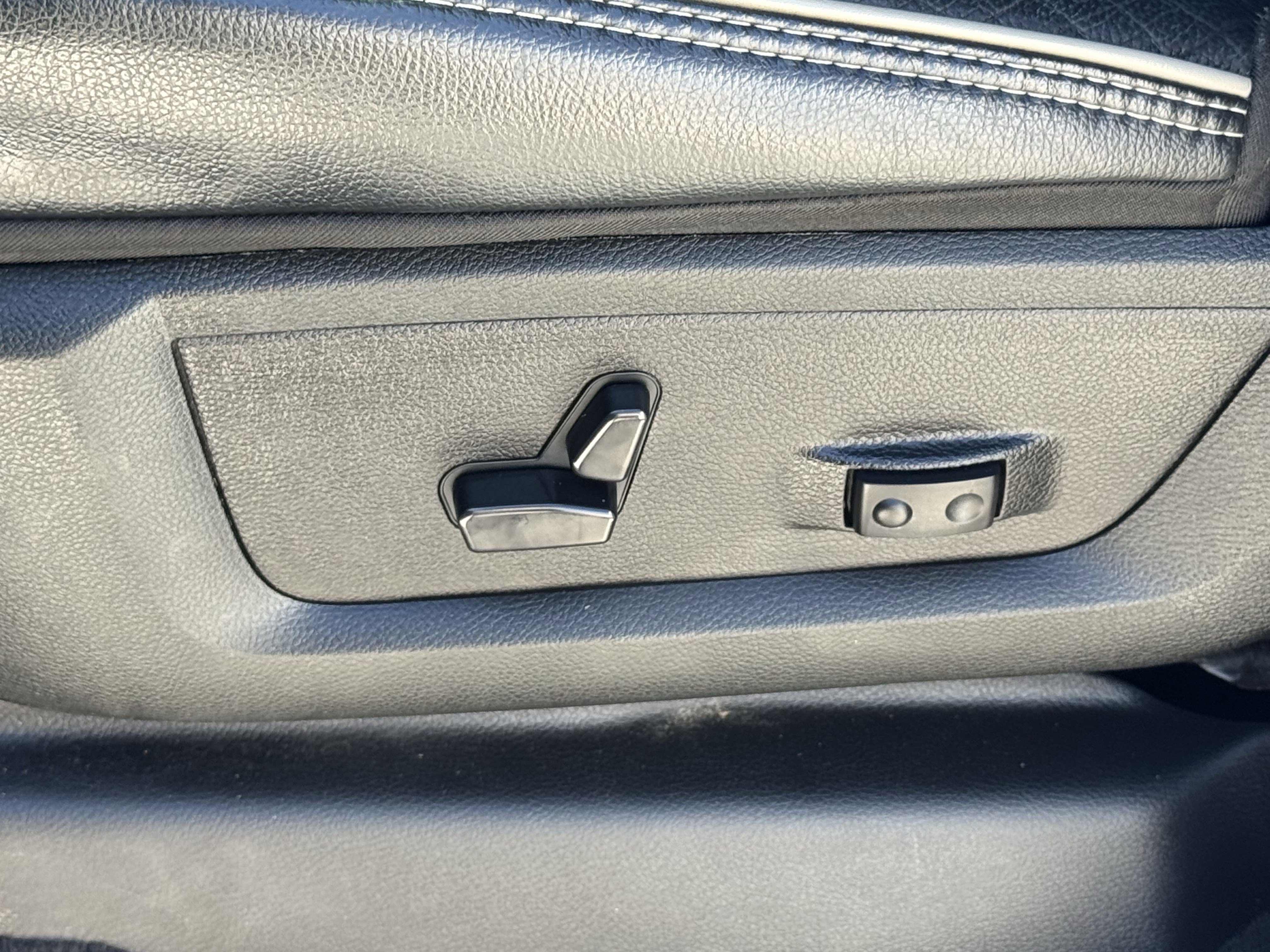 Used 2024 RAM 2500 Laramie image 30