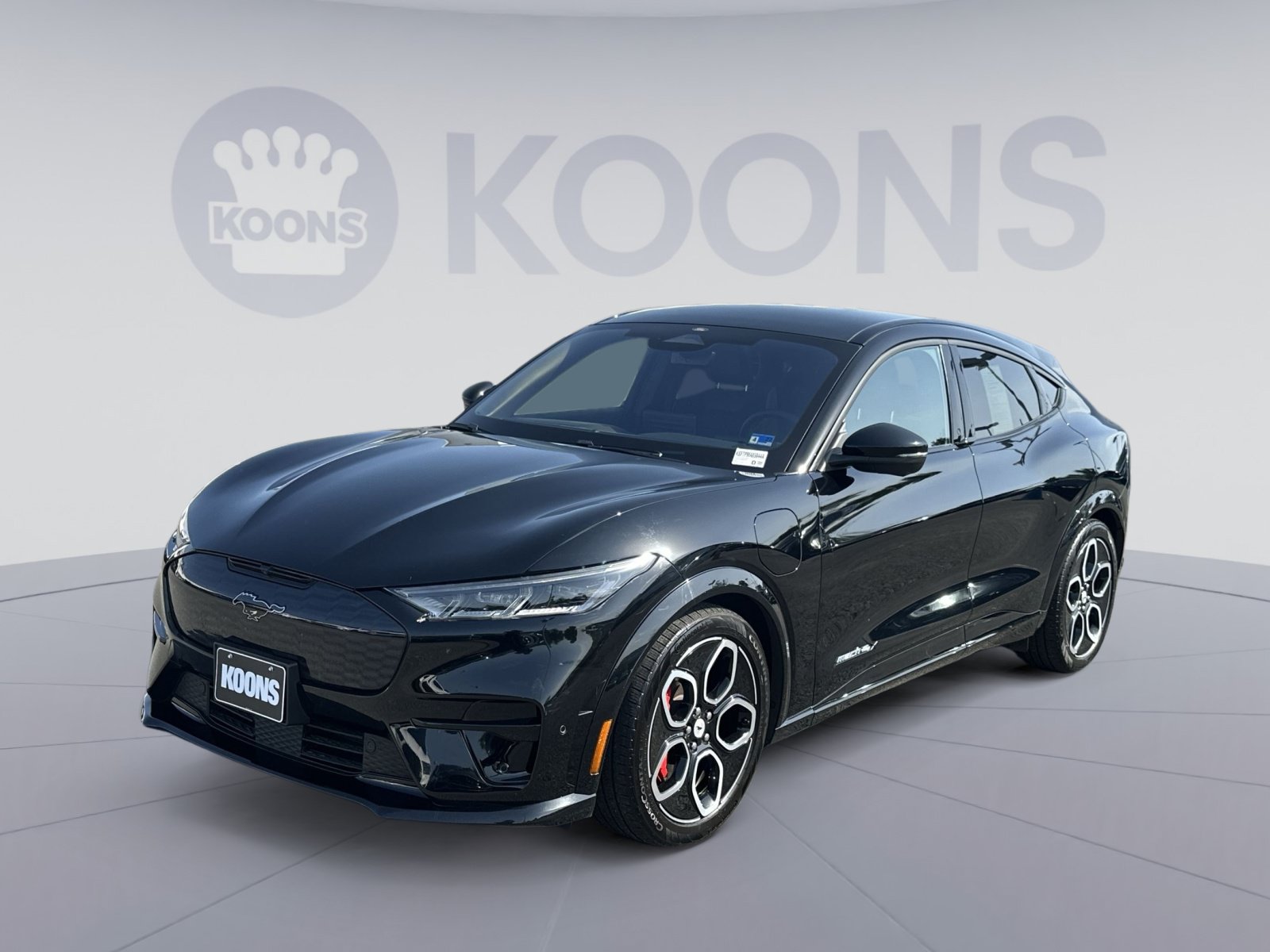 Used 2023 Ford Mustang Mach-E GT AWD/4WD image 1