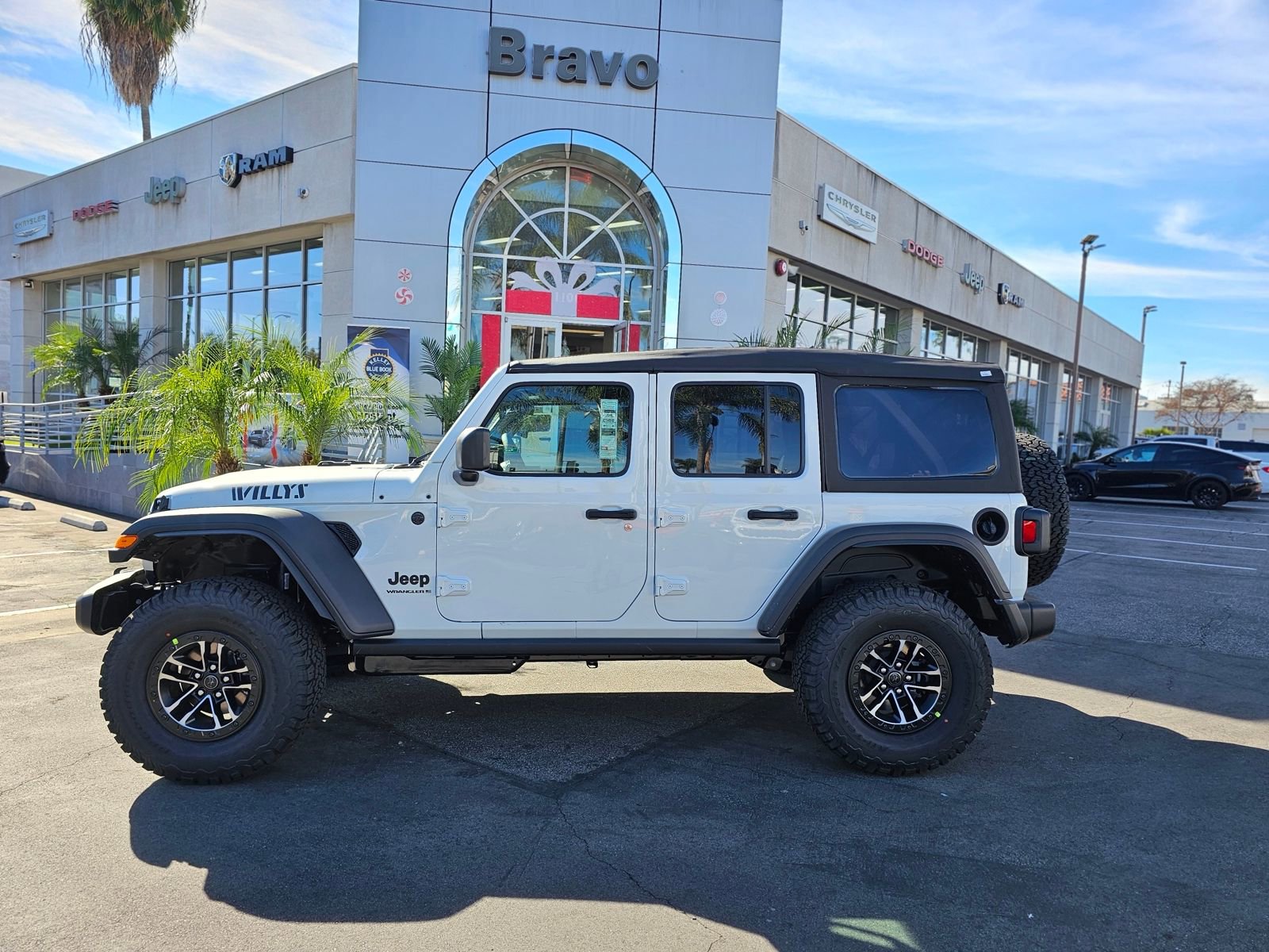 New 2026 Jeep Wrangler Unlimited Sport image 4