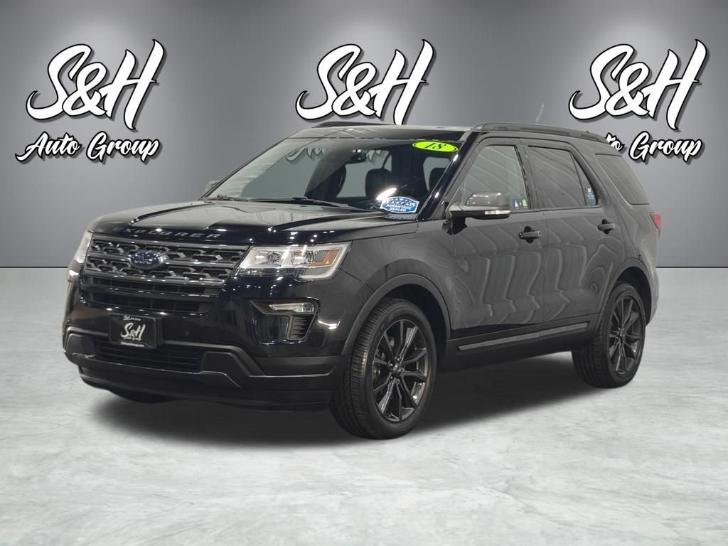 Used 2018 Ford Explorer XLT w/ XLT Appearance Package image 19