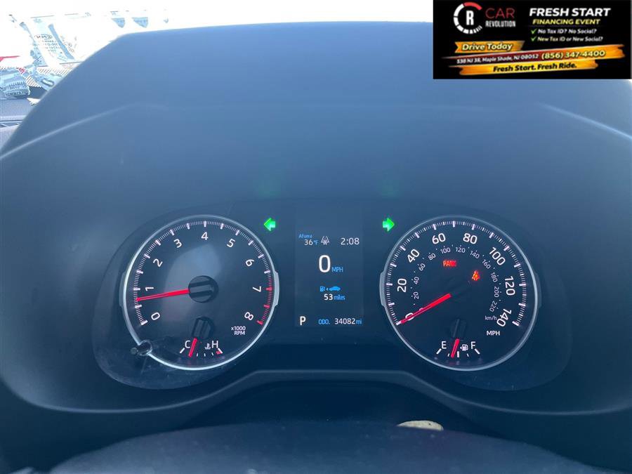 Used 2022 Toyota RAV4 XLE image 7