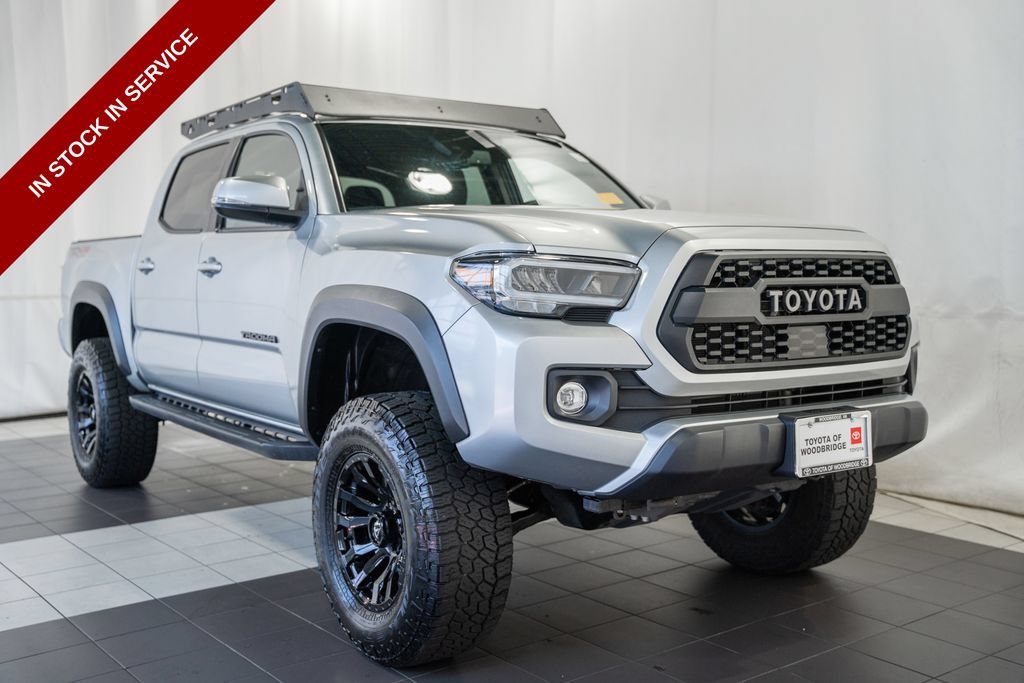 Used 2023 Toyota Tacoma TRD Off-Road AWD/4WD image 1