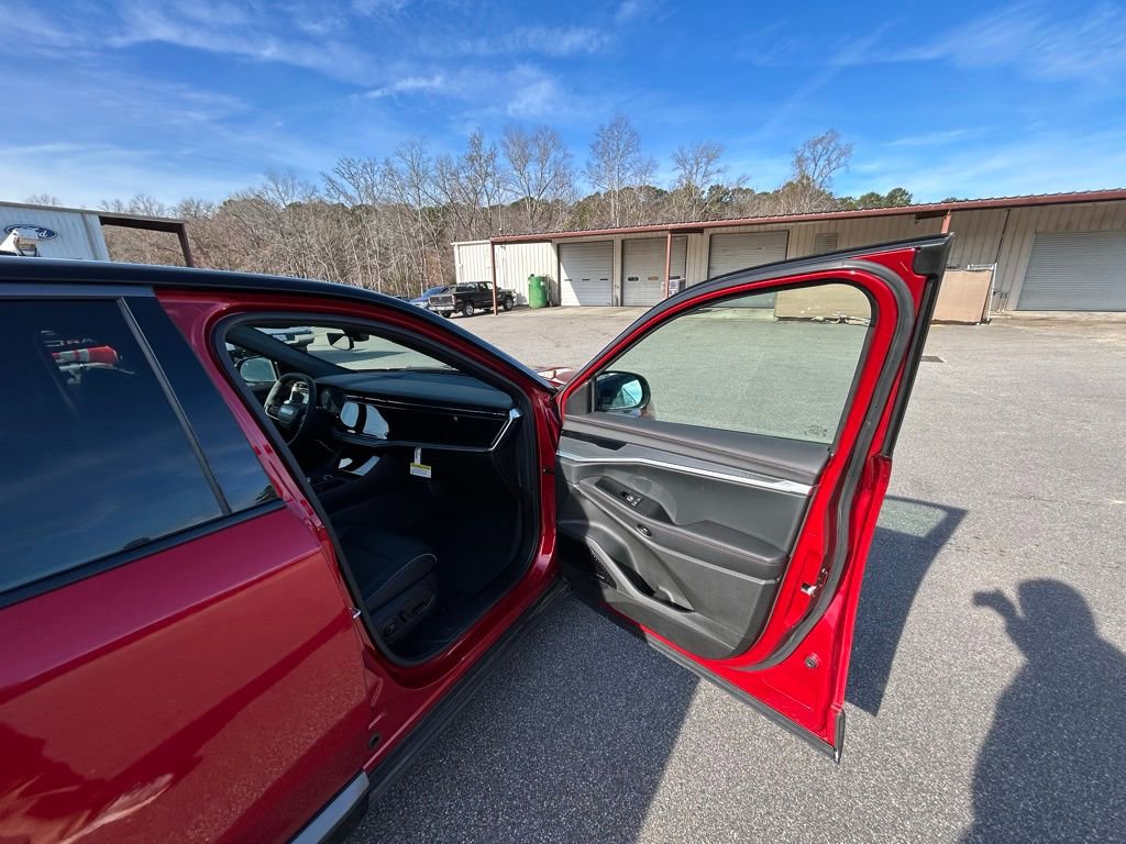 Used 2025 Jeep Wagoneer S Limited image 24