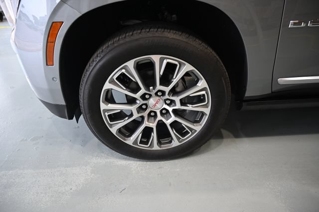 New 2026 GMC Yukon Denali w/ Denali Reserve Package AWD/4WD image 37