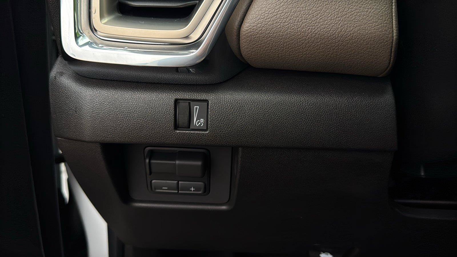 Used 2026 GMC Canyon Denali AWD/4WD image 15