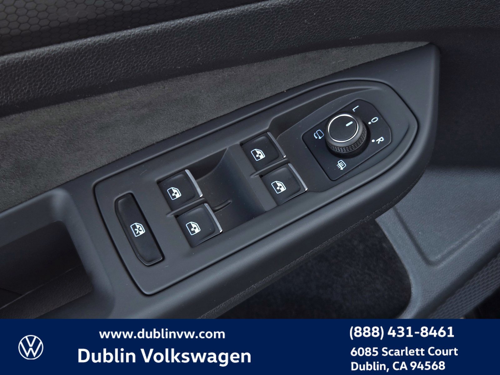 Used 2024 Volkswagen GTI S FWD image 11