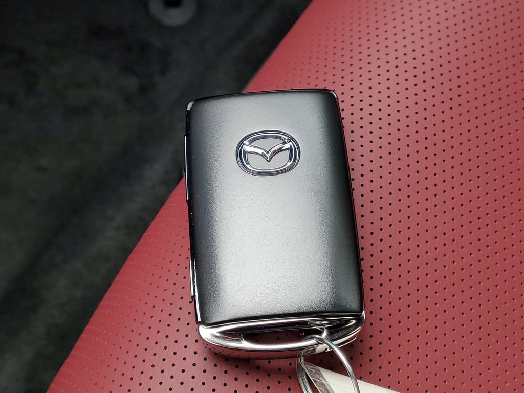 New 2026 MAZDA MAZDA3 Carbon image 28