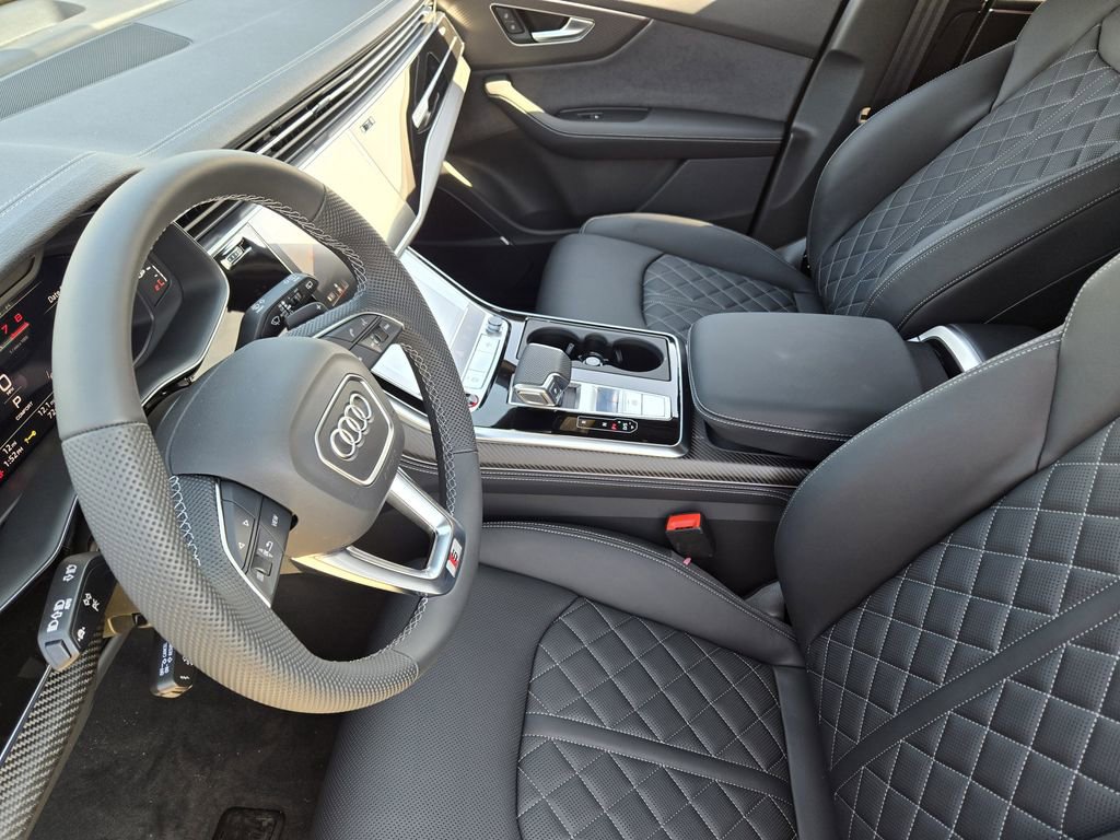 New 2026 Audi SQ7 Premium Plus image 16