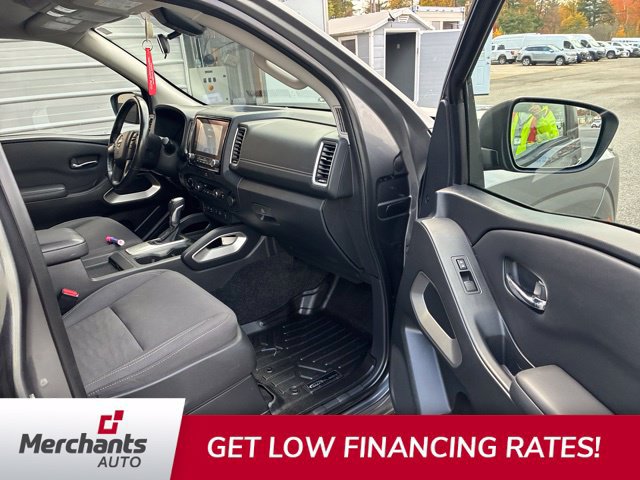 Used 2022 Nissan Frontier SV AWD/4WD image 11