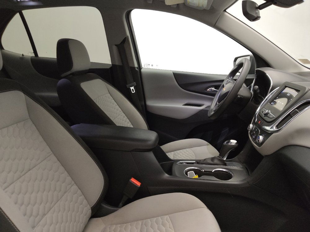 Used 2019 Chevrolet Equinox LS w/ LS Convenience Package FWD image 21