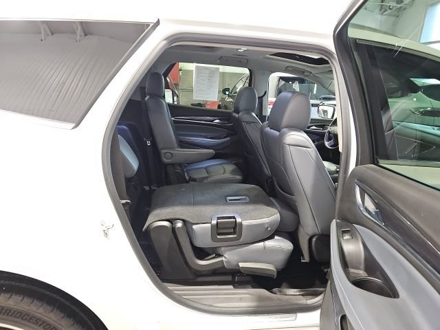 Used 2021 Buick Enclave Premium w/ Sun and Sites Package image 23