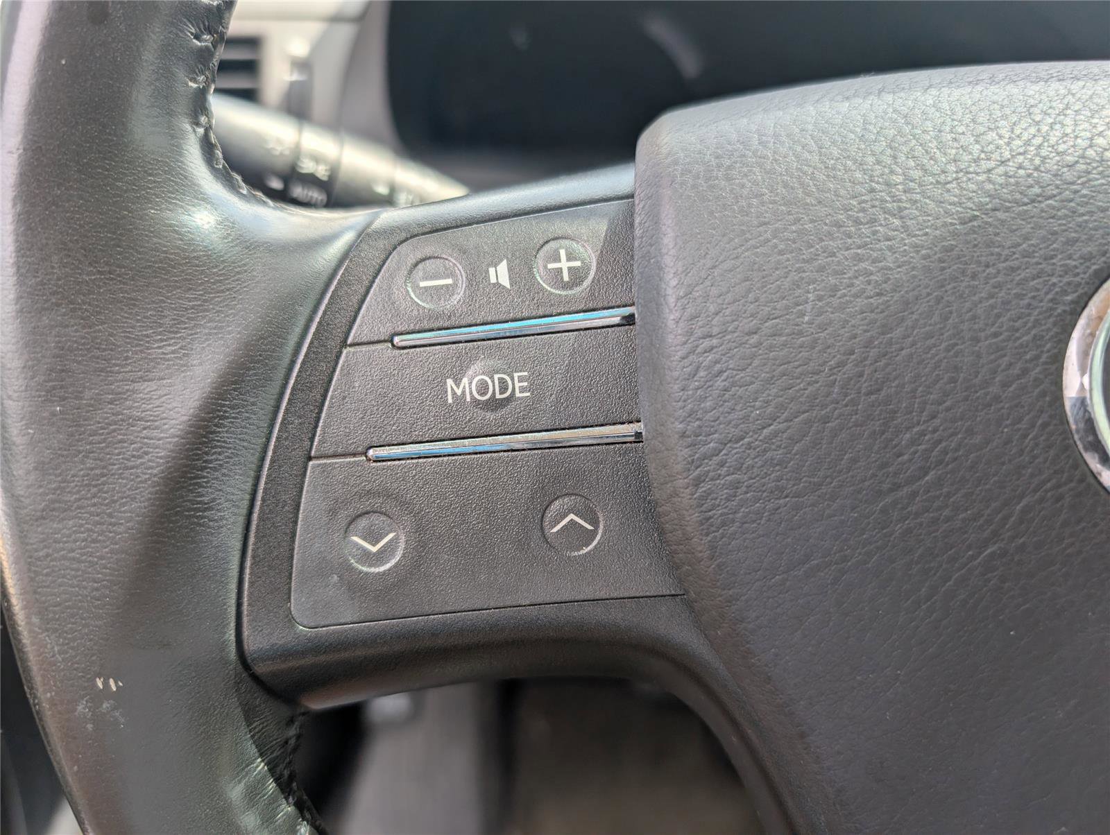 Used 2010 Lexus HS 250h FWD image 17