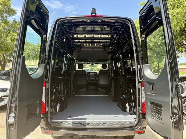 New 2025 Mercedes-Benz Sprinter 2500 image 23