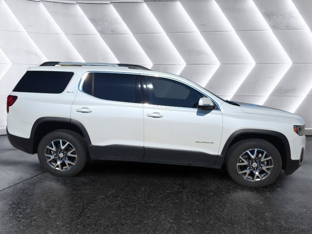 Used 2023 GMC Acadia SLT w/ Preferred Package FWD image 4