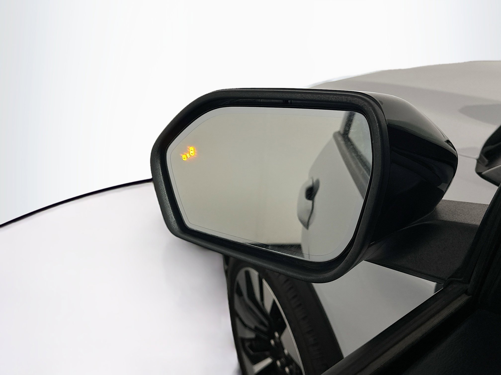 Used 2025 Ford Explorer Platinum w/ LUX Leather Package image 16