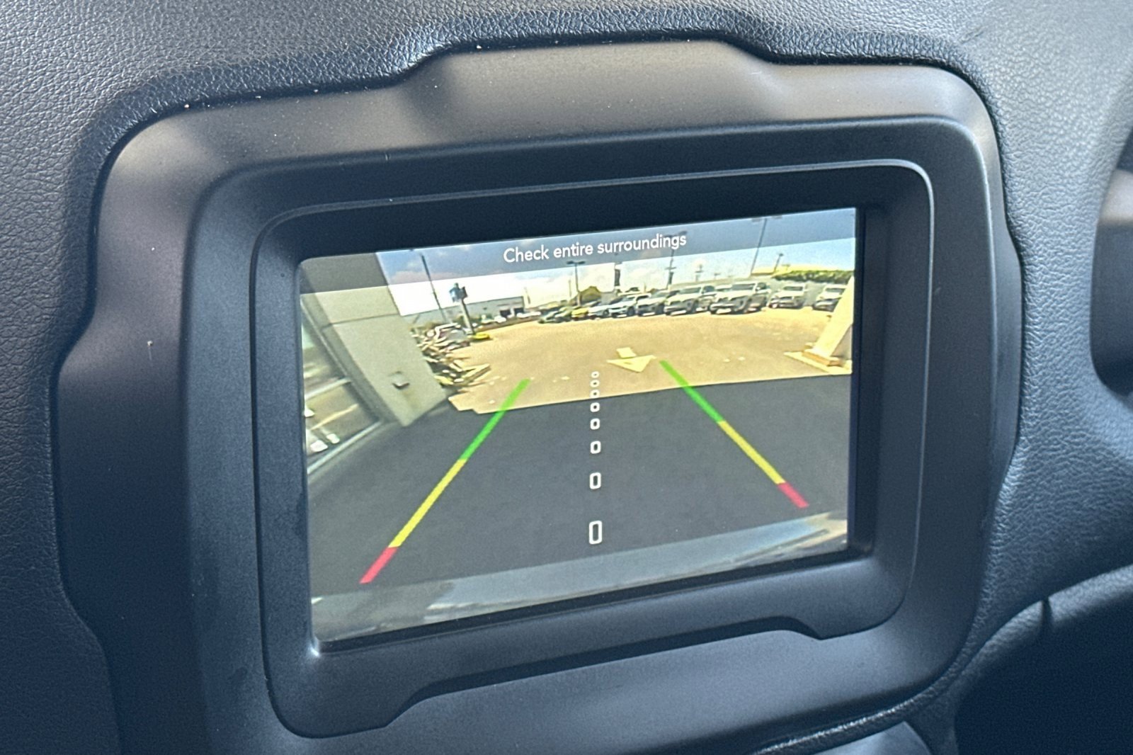 Used 2021 Jeep Renegade Latitude w/ Convenience Group image 18