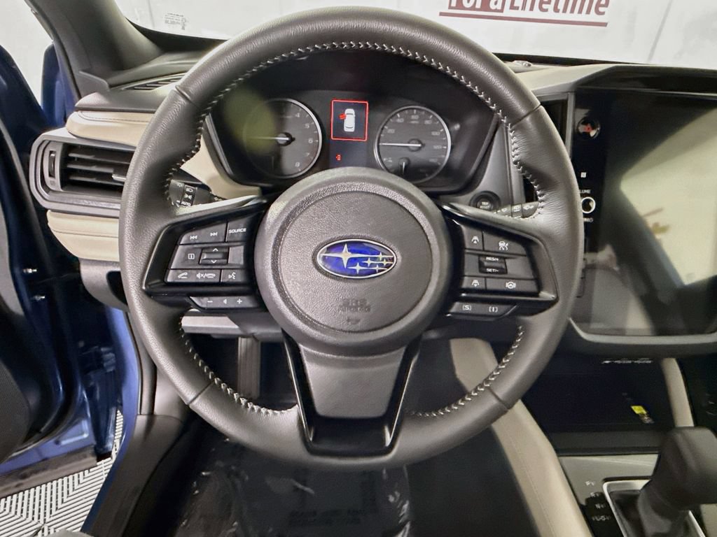 Used 2025 Subaru Forester Premium AWD/4WD image 20