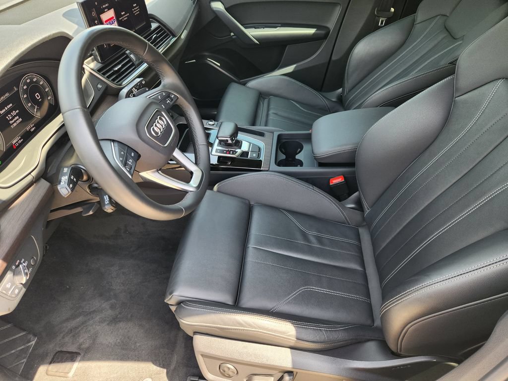 Certified 2024 Audi Q5 e Premium AWD/4WD image 16