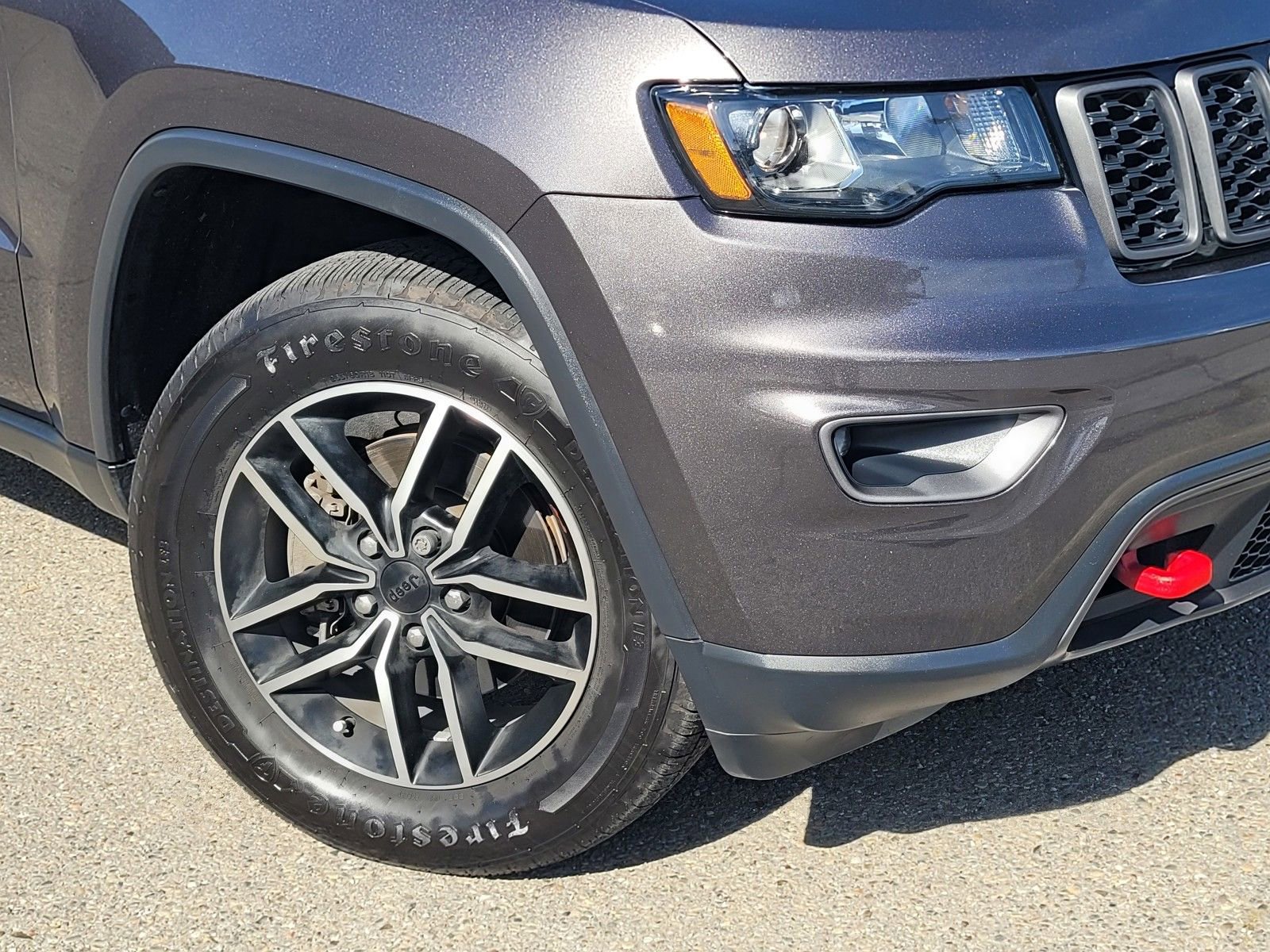 Used 2020 Jeep Grand Cherokee Trailhawk image 9