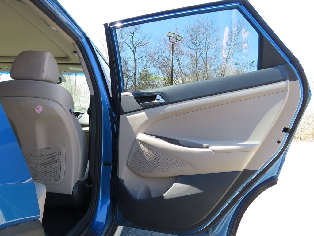 Used 2018 Hyundai Tucson Value AWD/4WD image 15