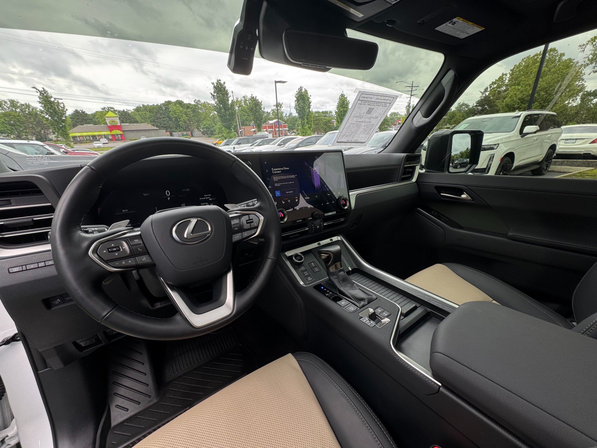 Used 2024 Lexus GX 550 AWD/4WD image 20