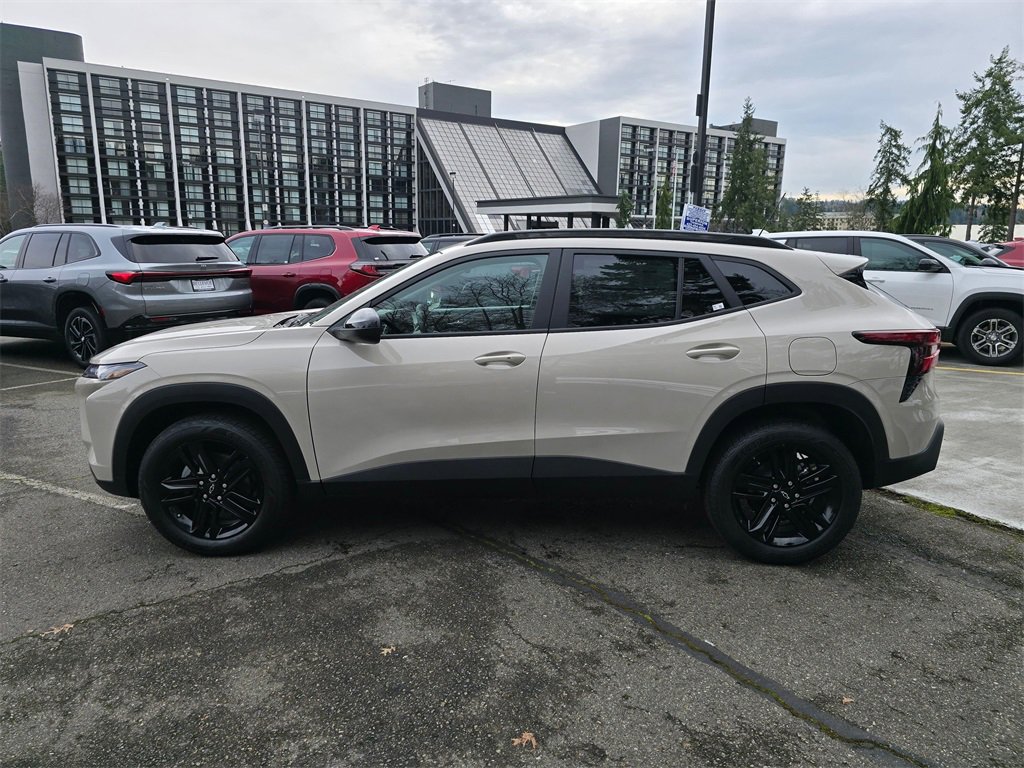 New 2026 Chevrolet Trax ACTIV w/ Driver Confidence Package image 2