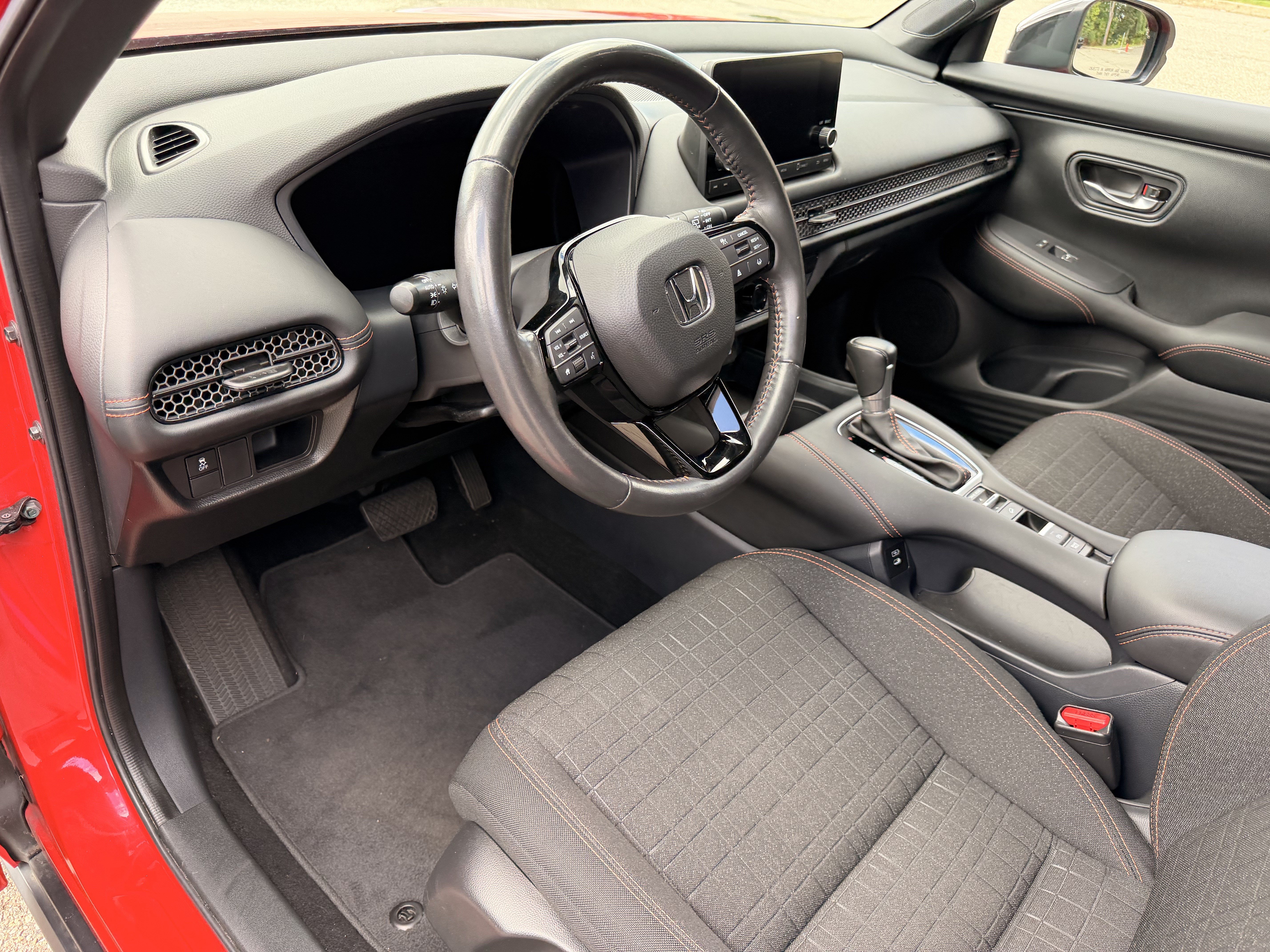 Certified 2024 Honda HR-V Sport image 15