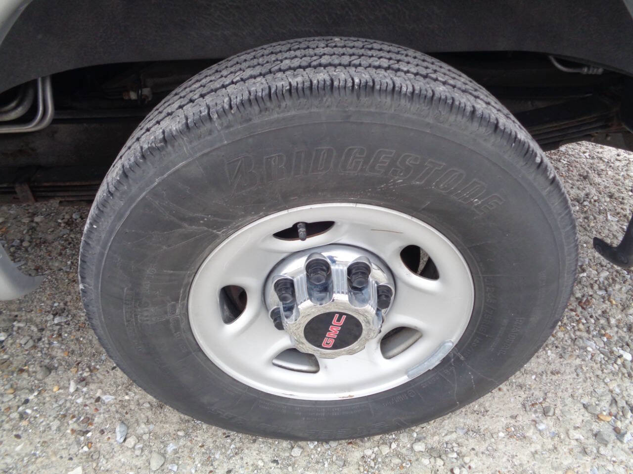 Used 2017 GMC Savana 3500 LT w/ LT Preferred Equipment Group image 24