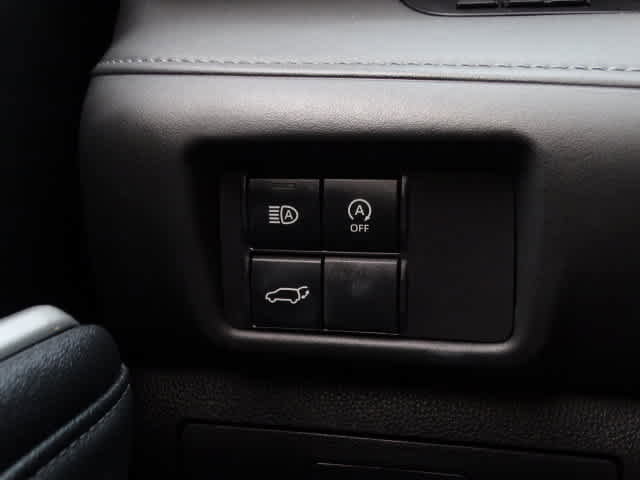 Used 2023 Toyota Highlander XLE image 39