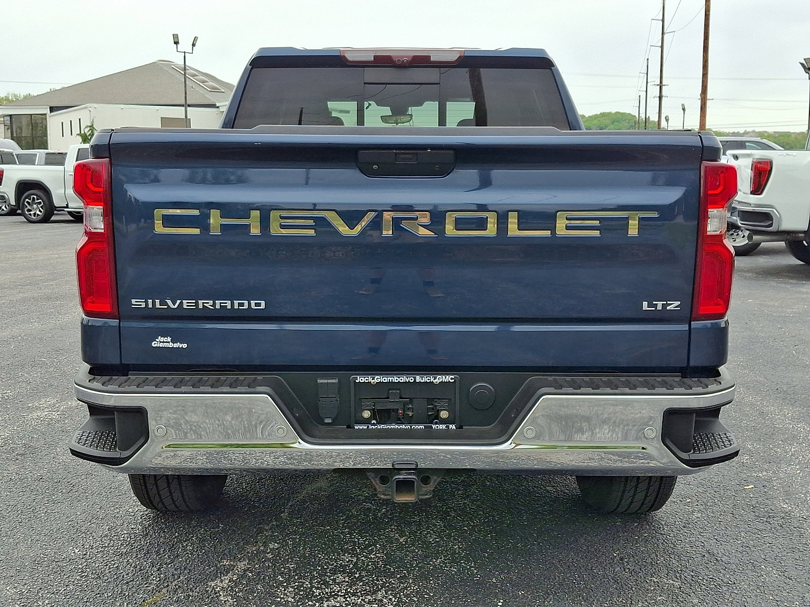 Used 2021 Chevrolet Silverado 1500 LTZ w/ Technology Package AWD/4WD image 6
