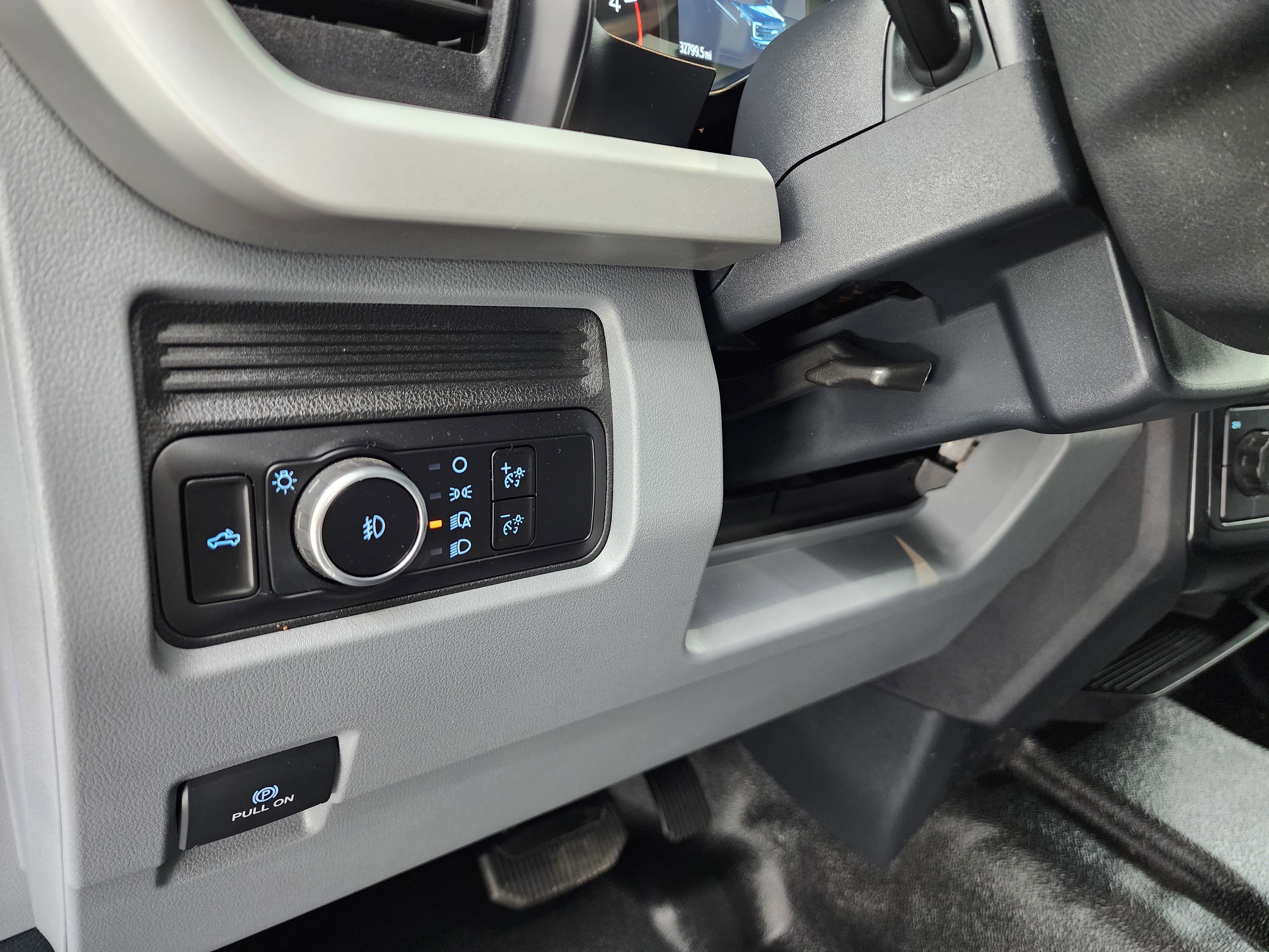 Used 2023 Ford F350 XL image 42