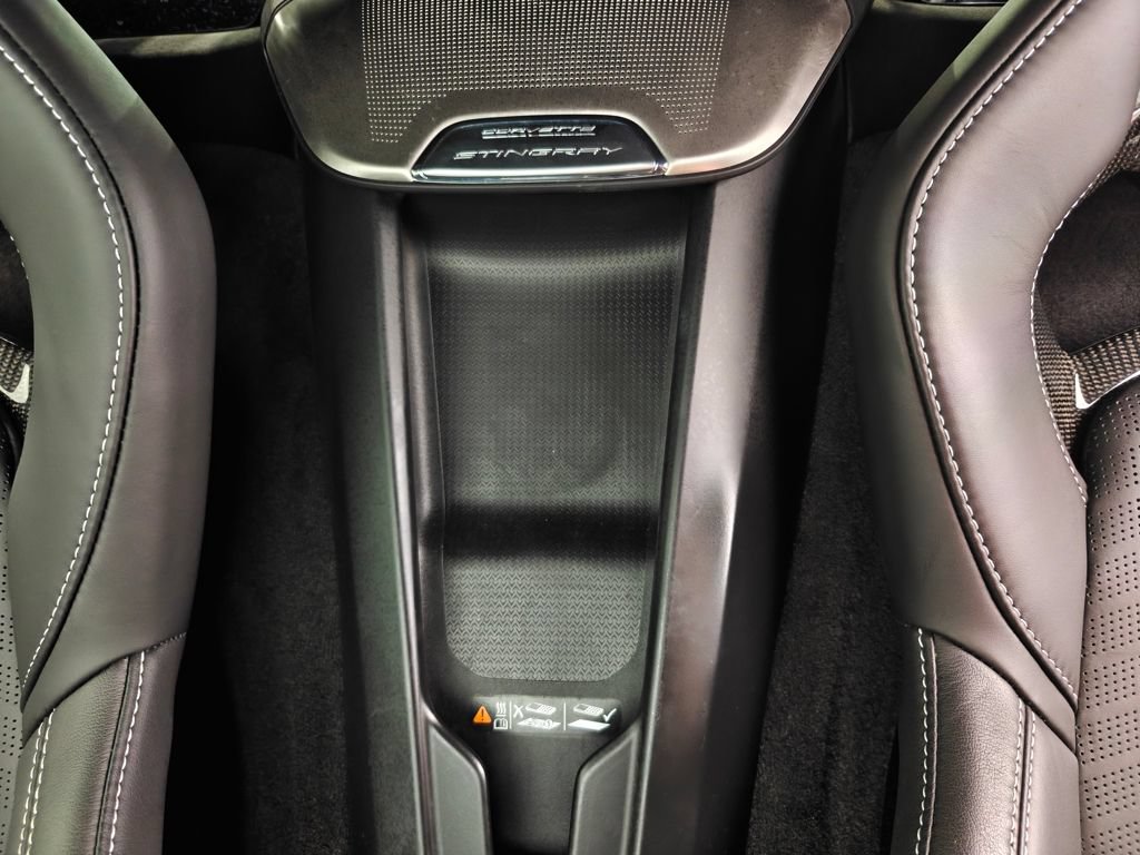 Used 2024 Chevrolet Corvette Stingray Preferred Cpe w/ Battery Protection Package RWD image 15