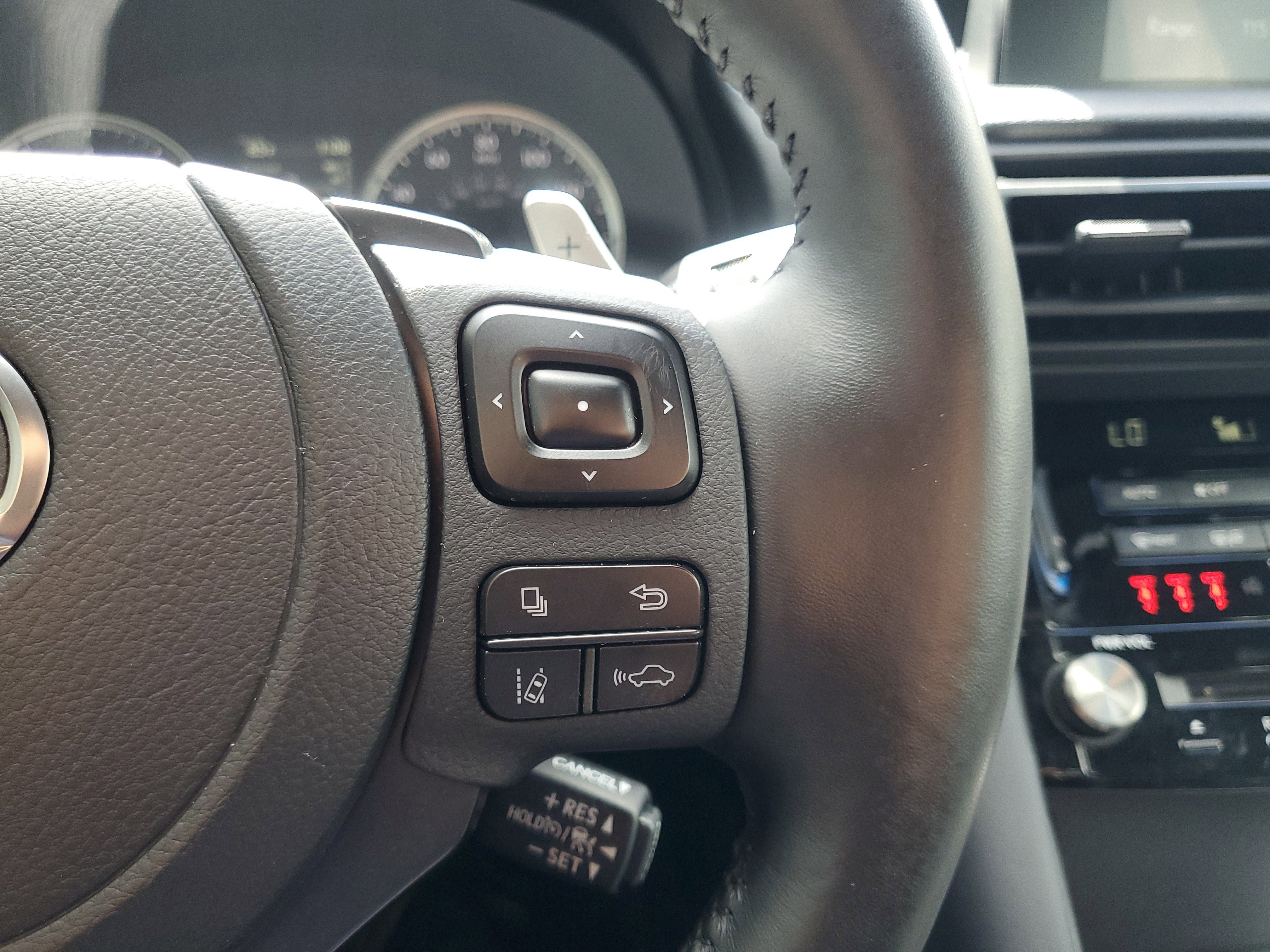 Used 2024 Lexus IS 300 w/ Comfort Package RWD image 22