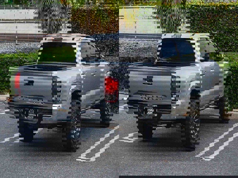 Used 2018 Toyota Tacoma SR5 image 4