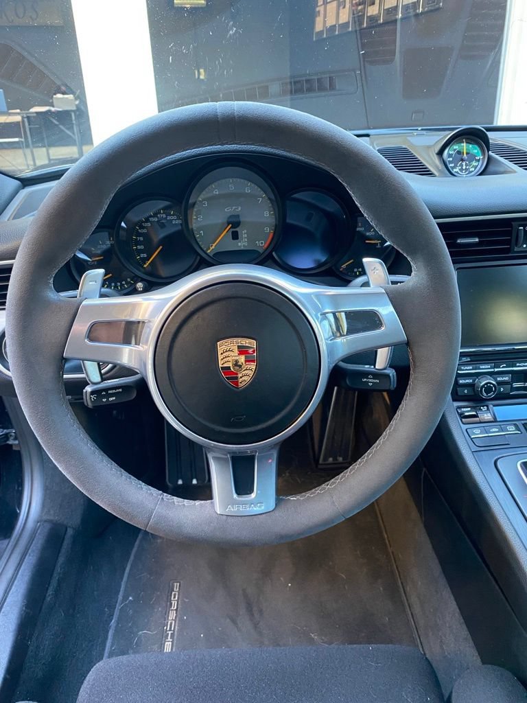 Used 2015 Porsche 911 GT3 RWD image 24