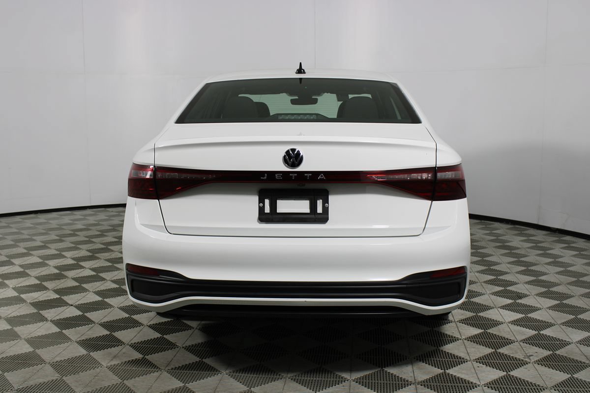 Used 2025 Volkswagen Jetta Sport FWD image 31