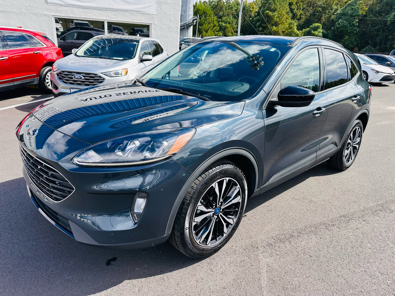 Used 2022 Ford Escape SEL w/ SEL Stealth AWD Package image 1