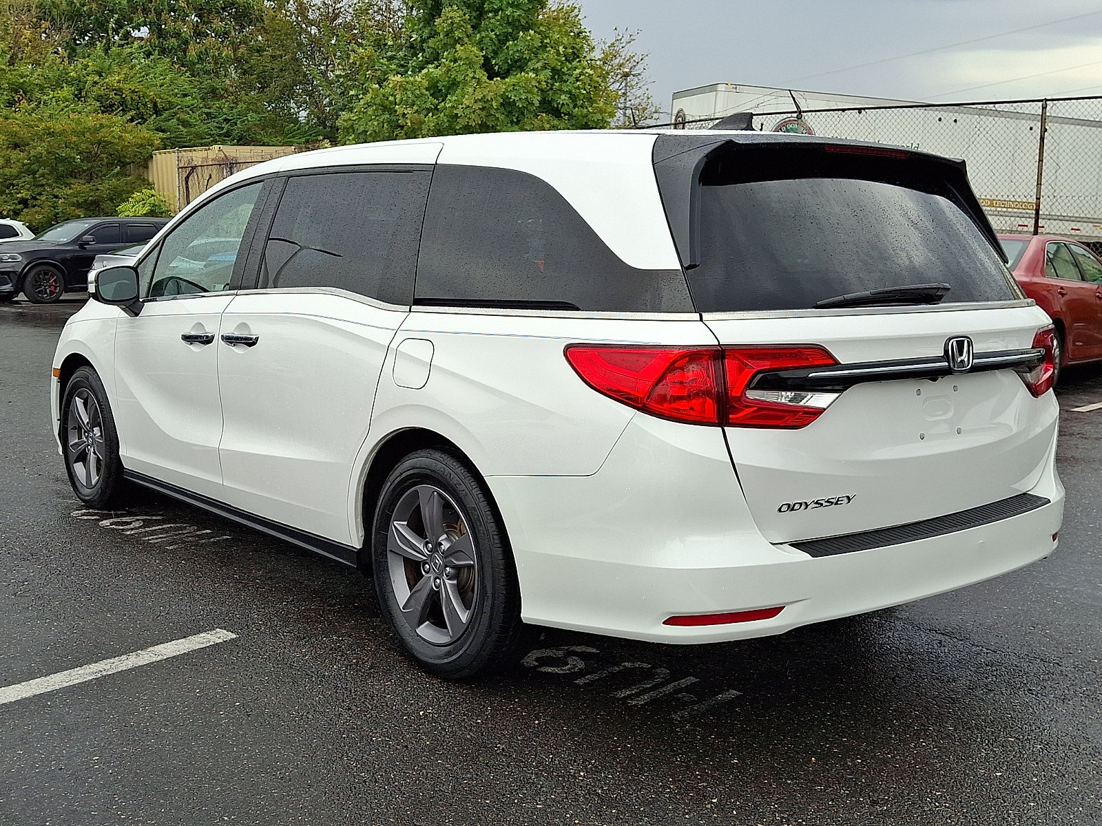 Used 2024 Honda Odyssey EX image 4