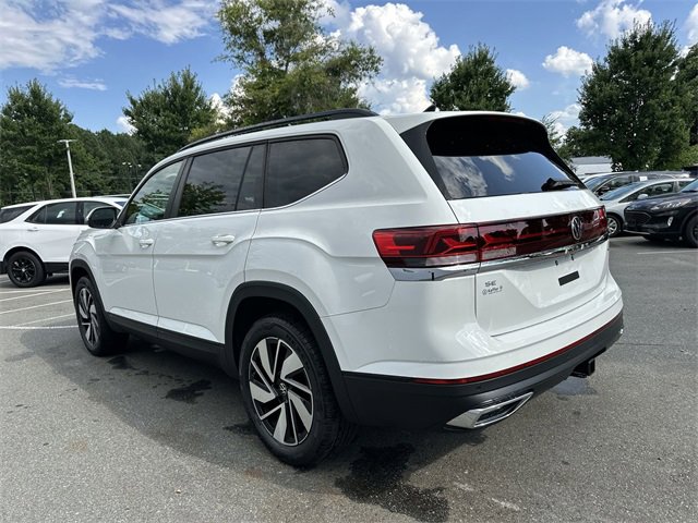 New 2025 Volkswagen Atlas SE image 3
