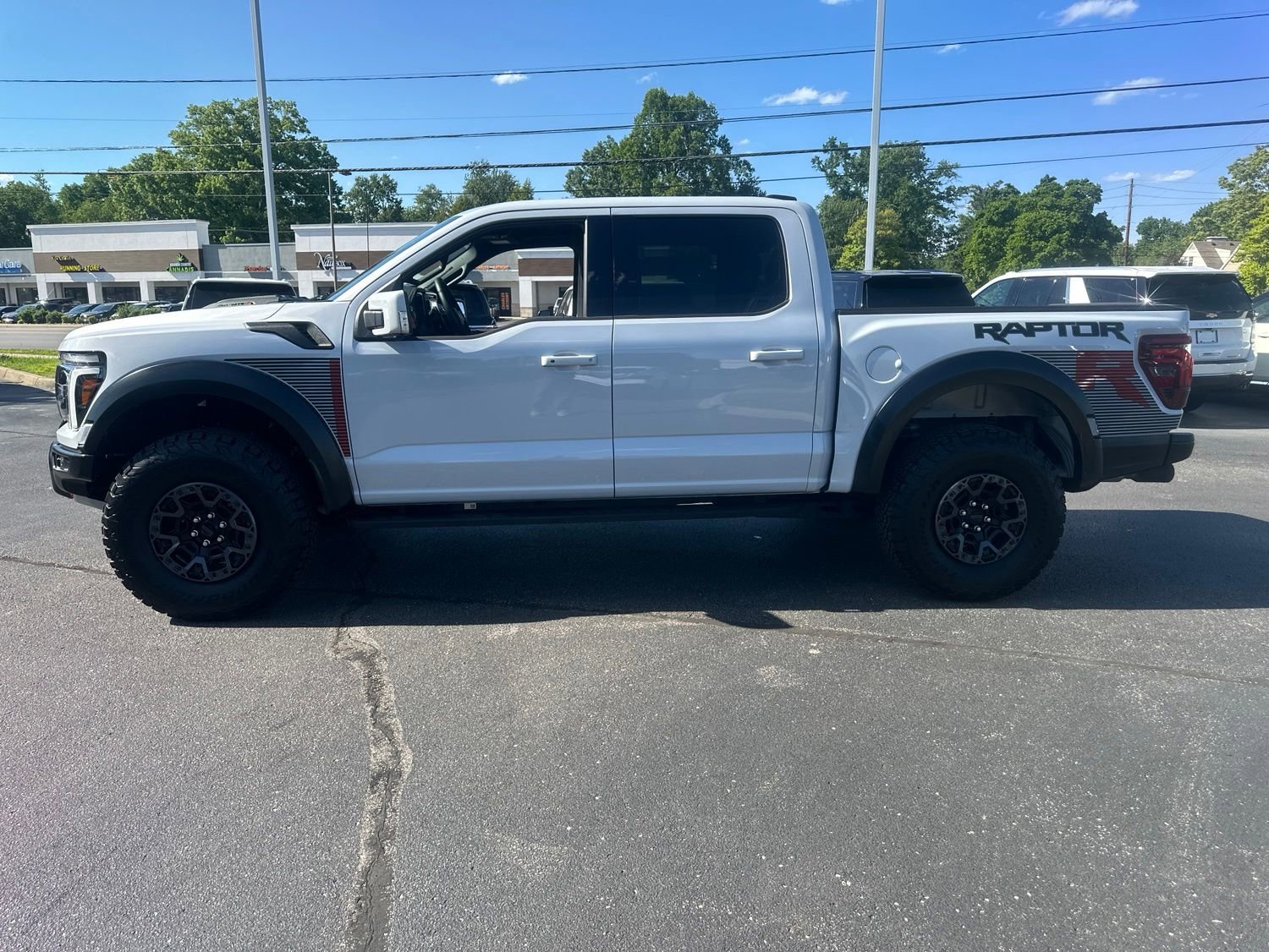 Used 2025 Ford F150 Raptor w/ Equipment Group 803A Raptor R AWD/4WD image 11