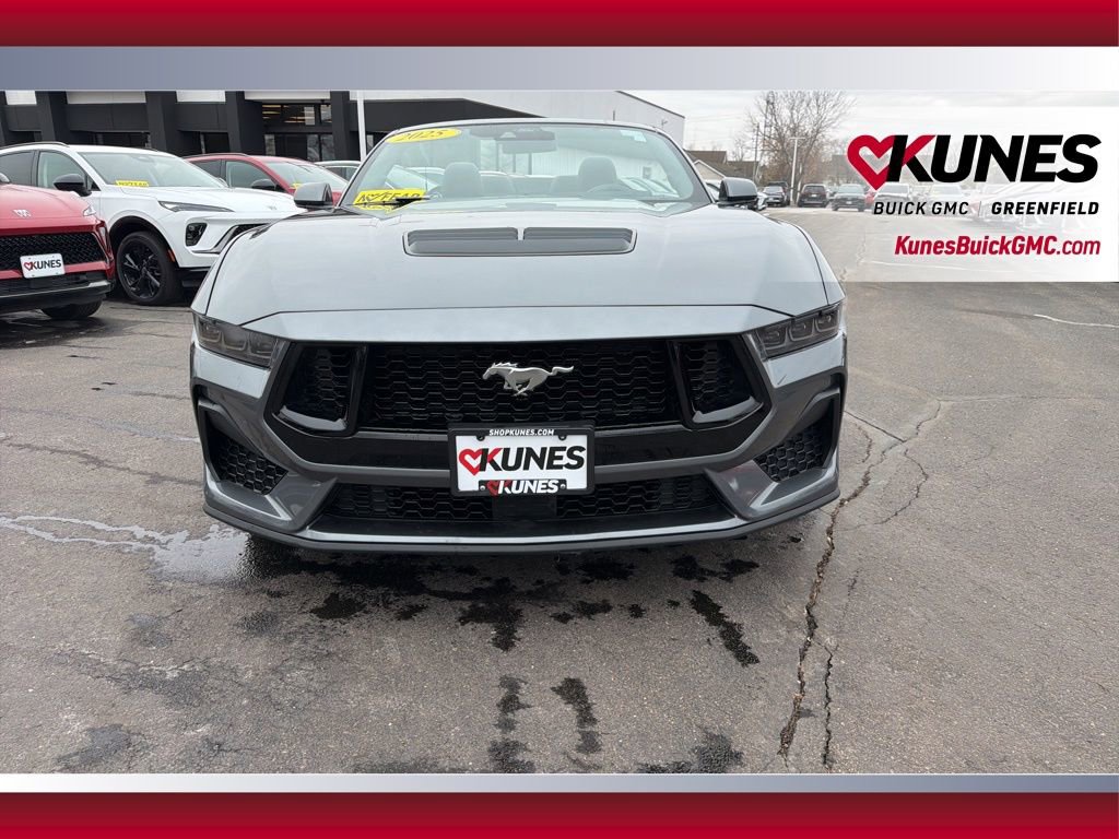 Used 2025 Ford Mustang GT Premium image 14