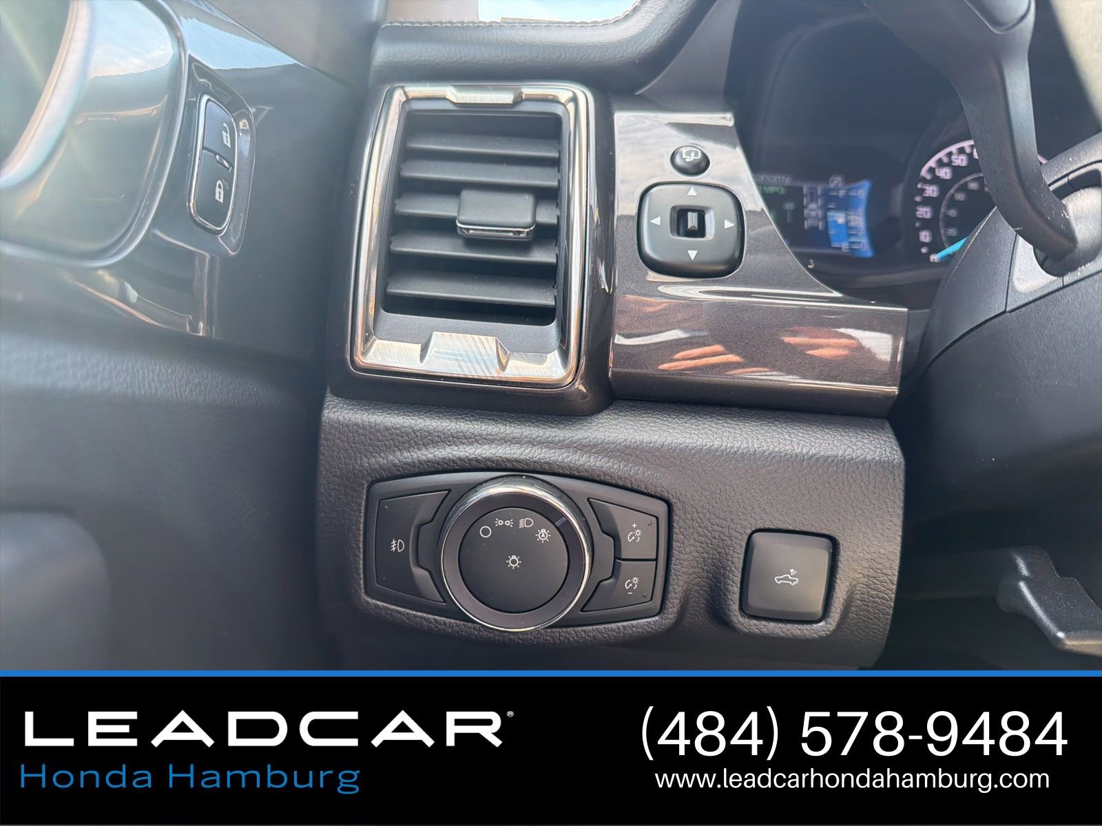 Used 2021 Ford Ranger Lariat w/ Equipment Group 501A High image 14