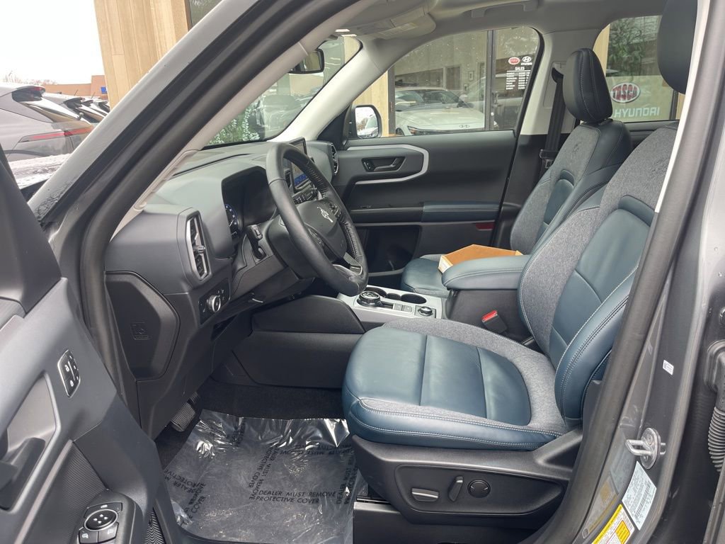 Used 2023 Ford Bronco Sport Outer Banks w/ Tech Package image 10