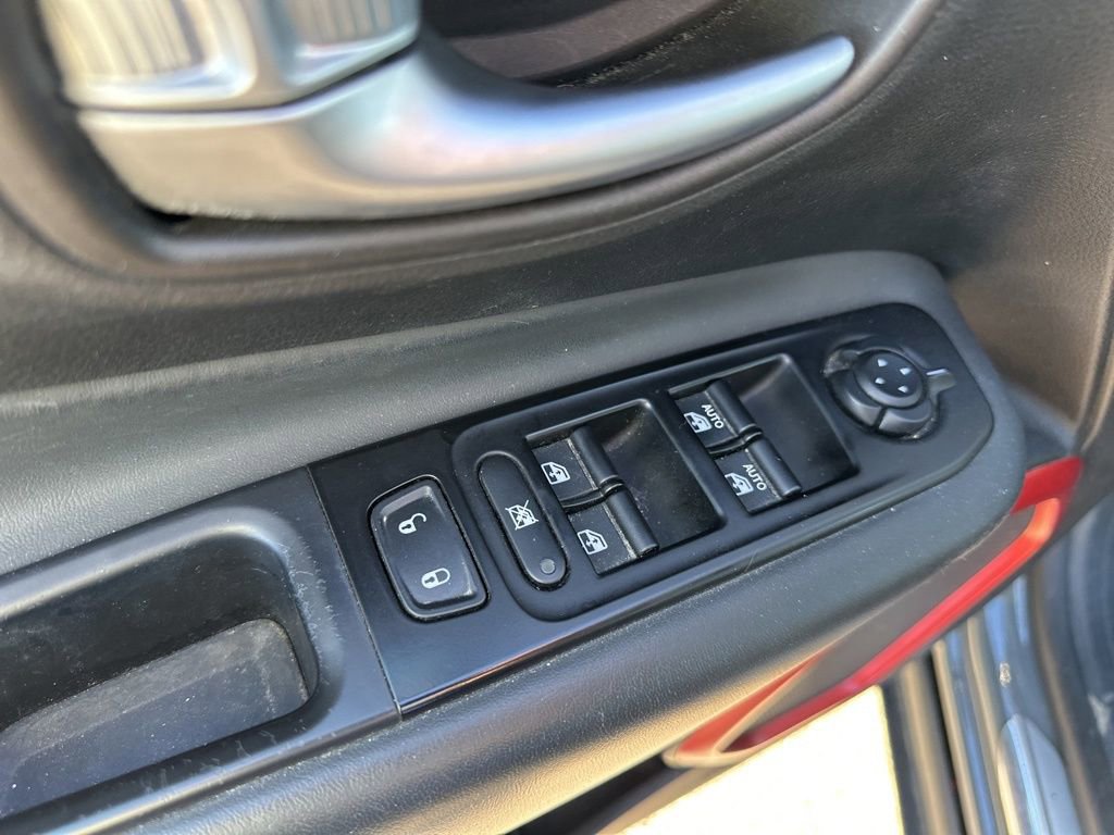 Used 2020 Jeep Renegade Trailhawk w/ Premium Leather Group image 15