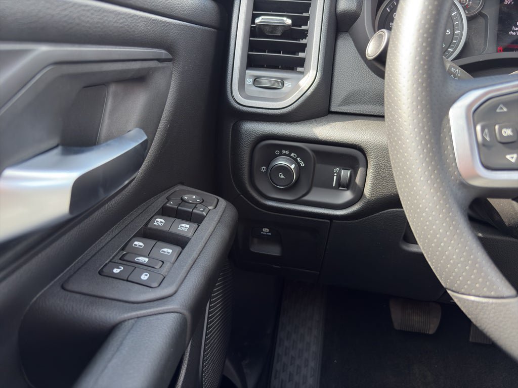 New 2026 RAM 1500 Tradesman AWD/4WD image 19