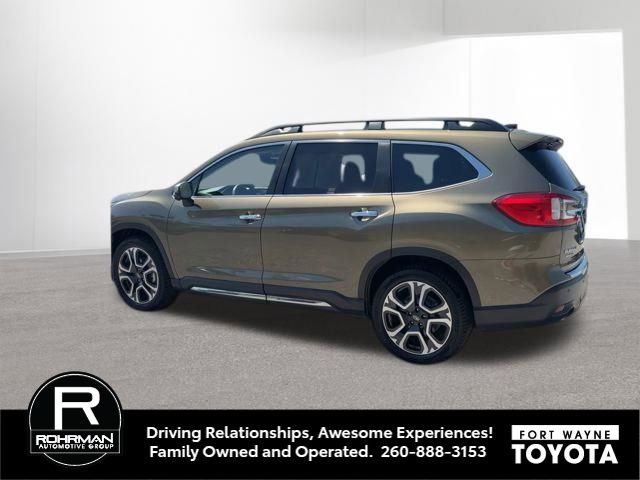 Used 2023 Subaru Ascent Touring AWD/4WD image 9
